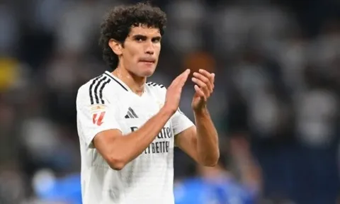 NÓNG! Real chia tay Jesus Vallejo ở hè 2025