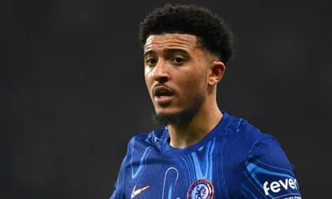 Sancho mỉa mai MU, Rio Ferdinand lên tiếng đồng tình đầy tranh cãi