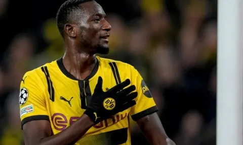 Chuyển nhượng MU: Vuột mất tiền đạo 15 triệu bảng, ghi 10 bàn ở Champions League