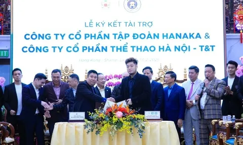 CLB Hà Nội được rót 18 tỉ đồng