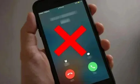 Nghe điện thoại thấy dấu hiệu này, hãy tắt máy ngay, để lâu tài khoản ngân hàng mất sạch