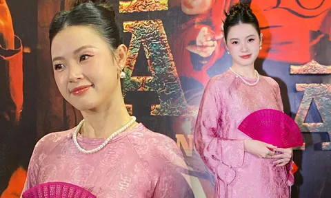 Midu để lộ vòng 2 khác lạ, bị nghi đang mang thai con đầu lòng khi dự sự kiện ra mắt phim