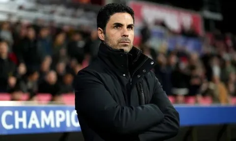 Romano cập nhật khả năng Arsenal chiêu mộ tiền đạo tự do
