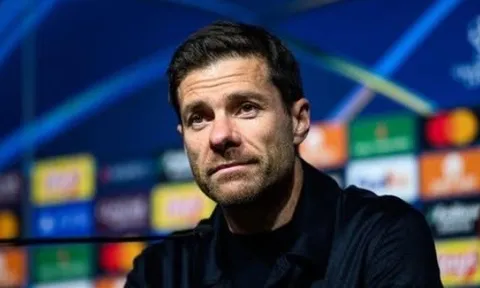 Alonso đạt thỏa thuận ngầm rời Leverkusen