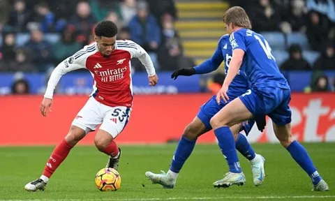 Cầu thủ 17 tuổi vượt trội tất cả trong trận Leicester - Arsenal