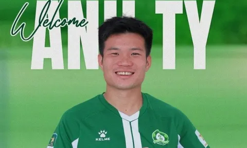 Đội của Công Phượng chiêu mộ tiền vệ từng dự World Cup