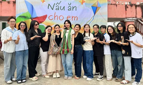 Thuỳ Tiên cùng fan làm thiện nguyện tại Phú Yên