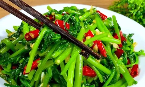 Có 1 loại rau được ca ngợi là "món ăn của hoàng đế", thơm ngon, bổ dưỡng, có giá trị dược liệu cao