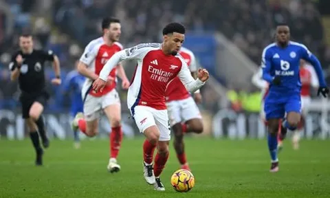 Nwaneri tỏa sáng mang đến vấn đề mới cho Arsenal
