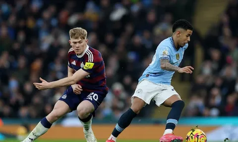 ‘Thảm hại’ - Alan Shearer chỉ trích Newcastle vì màn trình diễn trước Man City