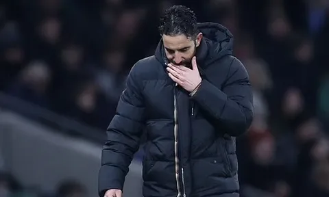 Mất 12 cầu thủ, Amorim 'bó tay' vì Man Utd