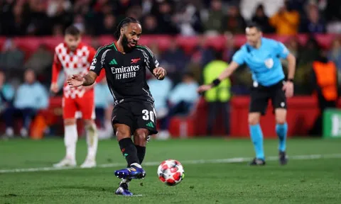 Người duy nhất có thể khiến Sterling vực dậy ở Arsenal