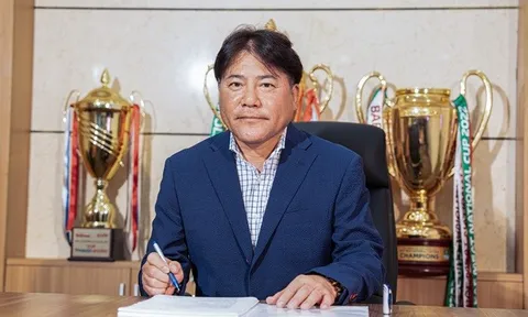 Tân HLV trưởng Hà Nội FC đặt mục tiêu vô địch V.League