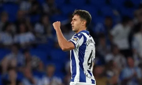 Chuyển nhượng tối 20/2: Juventus muốn giữ chân Kolo Muani; Arsenal chiếm lợi thế trong thương vụ Zubimendi