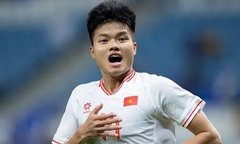Bình Phước lao đao, nhắm đến Văn Tùng thay Công Phượng
