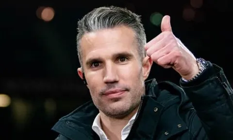 NÓNG! Van Persie dẫn dắt Feyenoord