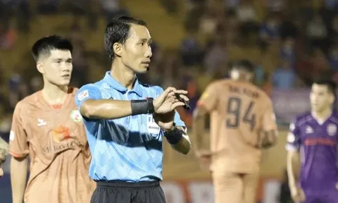 VFF treo còi tổ trọng tài trận TP HCM vs Thanh Hóa