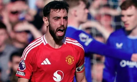 Fernandes nói thẳng lý do giúp MU gỡ lại 2 bàn trước Everton