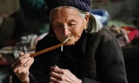 Tổ Tiên dặn dò: 'Giàu không thêm trai, nghèo chẳng thêm gái', vì sao lại như thế?