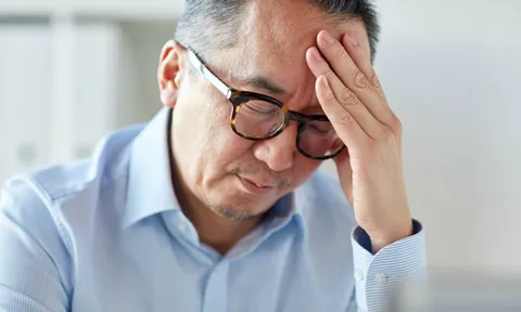 1 năm trước khi đột tử, thường có 6 dấu hiệu cảnh báo trong cơ thể này