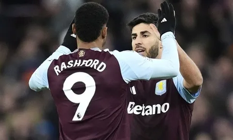 Aston Villa cho Arsenal một bài học thấu tận xương