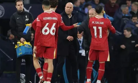 Chiến thuật của Slot giúp Liverpool đánh bại City, nhưng vẫn còn vấn đề lớn cần giải quyết