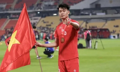 Quả bóng Vàng Việt Nam 2024: Thành Chung có cơ hội nào trước Tiến Linh, Hoàng Đức?