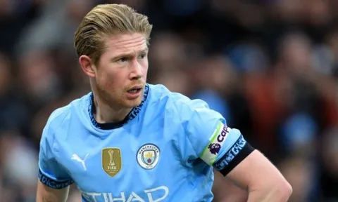 Quá điên rồ! Bức ảnh hơn nghìn lời nói về Man City