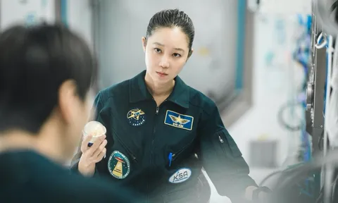 Gong Hyo Jin lần đầu nếm mùi thất bại với When The Stars Gossip
