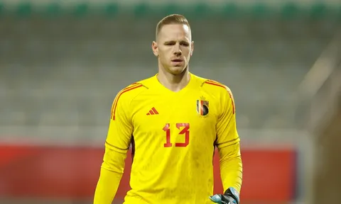 Joe Cole chỉ ra thủ môn có thể hoàn hảo cho Chelsea