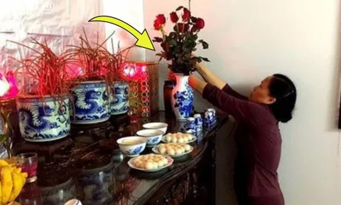 Mùng 1 đầu tháng chọn 5 hay 7 bông hoa cúng dâng lên bàn thờ mới là "số lộc"?