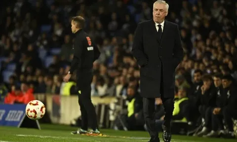 HLV Ancelotti bức xúc: Không ai muốn bị hét vào mặt 'hãy chết đi'