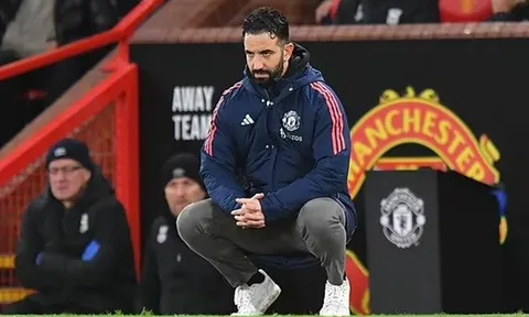 Amorim làm phòng thay đồ Man Utd dậy sóng