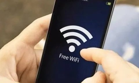 Không biết mật khẩu Wifi? Nhấn nút nhỏ này là bắt Wifi miễn phí, đi đâu cũng bắt mạng ngon ơ