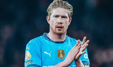 Pep: Tương lai của De Bruyne ở Man City phụ thuộc vào chính cậu ấy