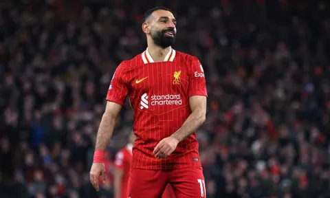 Salah rời Liverpool, Chelsea nguy cơ đón cú sốc lớn