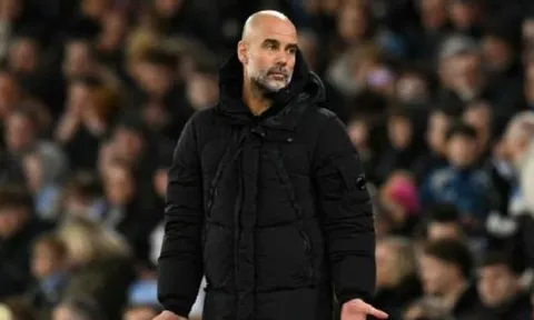 Pep không vui dù Man City vào tứ kết FA Cup