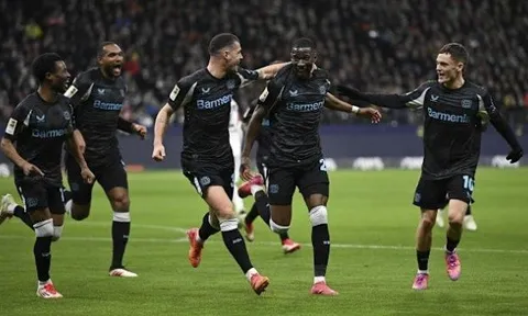 Ngả mũ trước thầy trò Alonso