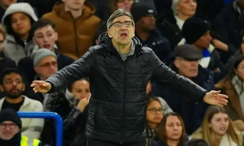 Thêm một HLV nữa ở Premier League đứng trước nguy cơ "ra đường"
