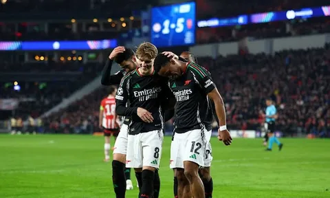 Arsenal đè bẹp PSV, Henry nhắn gửi Real và Atletico hãy coi chừng