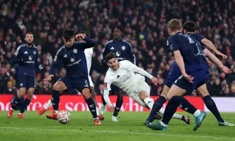 Arsenal mất 5 cầu thủ trận đại chiến Man Utd