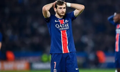 27 cú sút, 10 pha trúng đích, PSG thua Liverpool đầy ảo ma