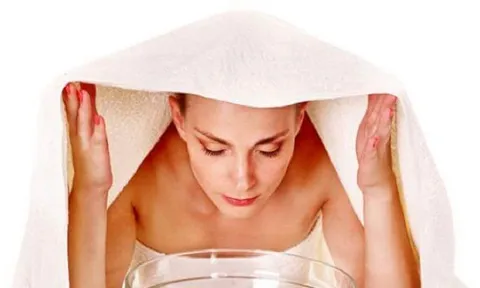 4 lợi ích tuyệt vời từ xông hơi mặt giúp da căng mướt, trẻ hơn tuổi thật
