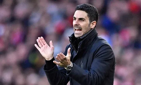 Arsenal sẽ có lợi thế nhỏ trong đường đua danh hiệu nếu thắng M.U