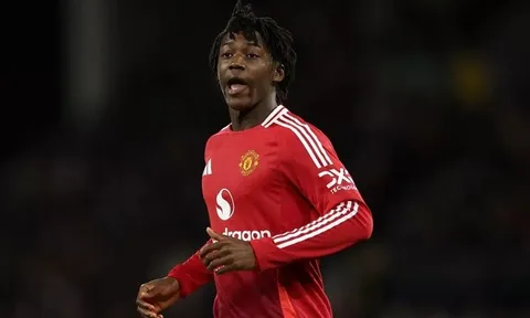 Man Utd không thể để tài năng xuất sắc nhất kể từ Pogba rời Old Trafford