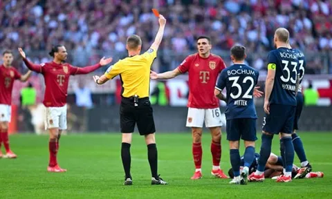 Bayern thua sốc, Kompany từ chối đổ lỗi cho "tội đồ"