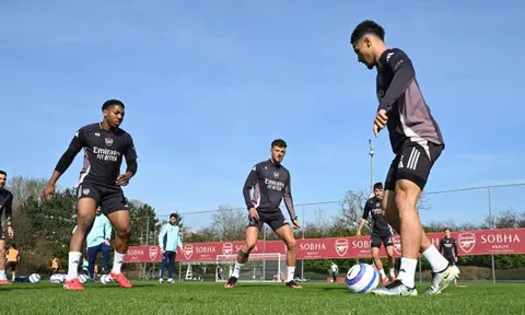 Buổi tập cuối của Arsenal trước đại chiến MU: Vũ khí bí mật; Dấu hỏi 2 trụ cột
