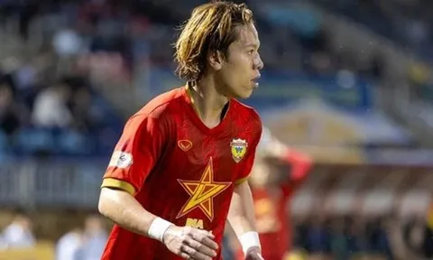 Cầu thủ Việt kiều Nga báo tin vui cho U22 Việt Nam