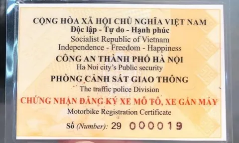 Từ nay tới 31/12/2025: Người dân không đi đổi đăng ký xe sang mẫu mới, bị CSGT phạt 6 triệu đồng đúng không?