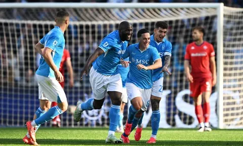 Napoli 2-1 Fiorentina: Lukaku tỏa sáng; Ngả mũ trước De Gea